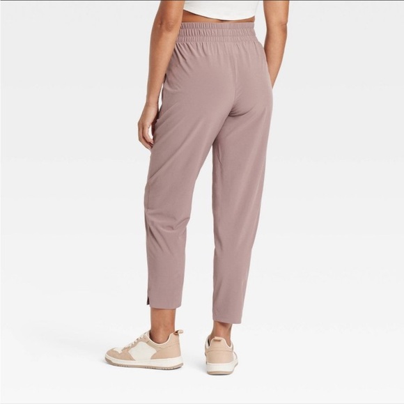 Plum Cropped Ankle Pants with Relaxed Fit - Picture 3 of 9
